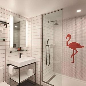 Corner King Room